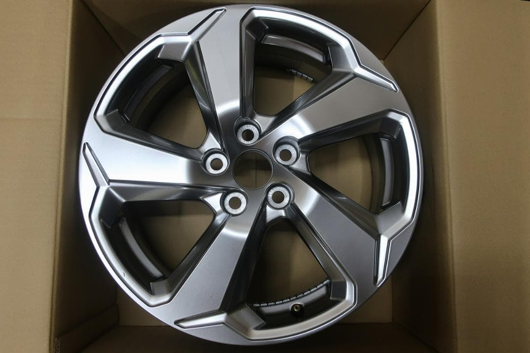 トヨタ純正 RAV4 18×7J +35 PCD114.3 5穴 1本