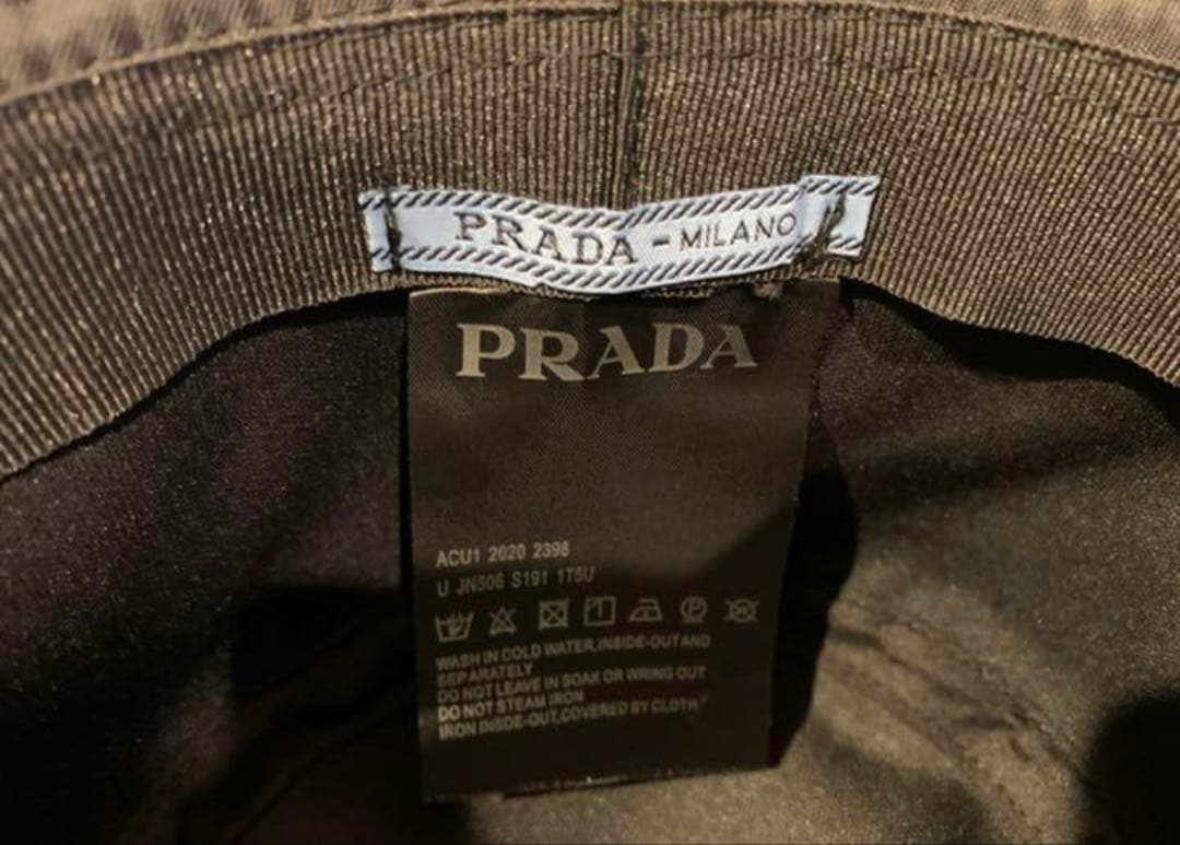 美品★プラダバケットハット　PRADA ロゴ　バケハ　ブラック　黒　ブランド