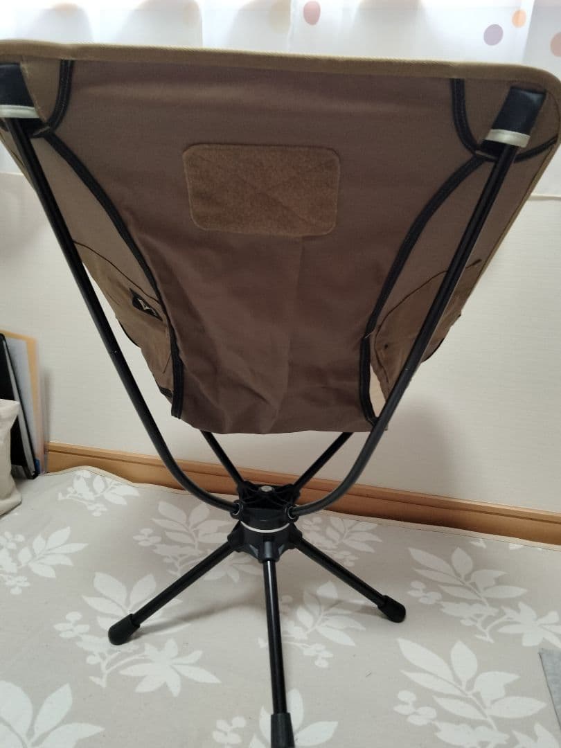 Helinox スイベルチェア コヨーテタン