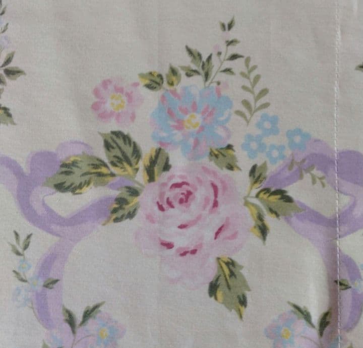 新品新入荷★薔薇と薄いパープルリボンシングル掛け布団カバー・枕カバーシーツの３点