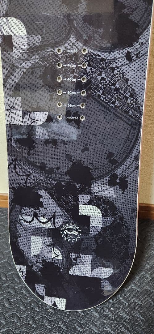 ヨネックススノーボード　板　FOAROC139　アニバーサリーモデル