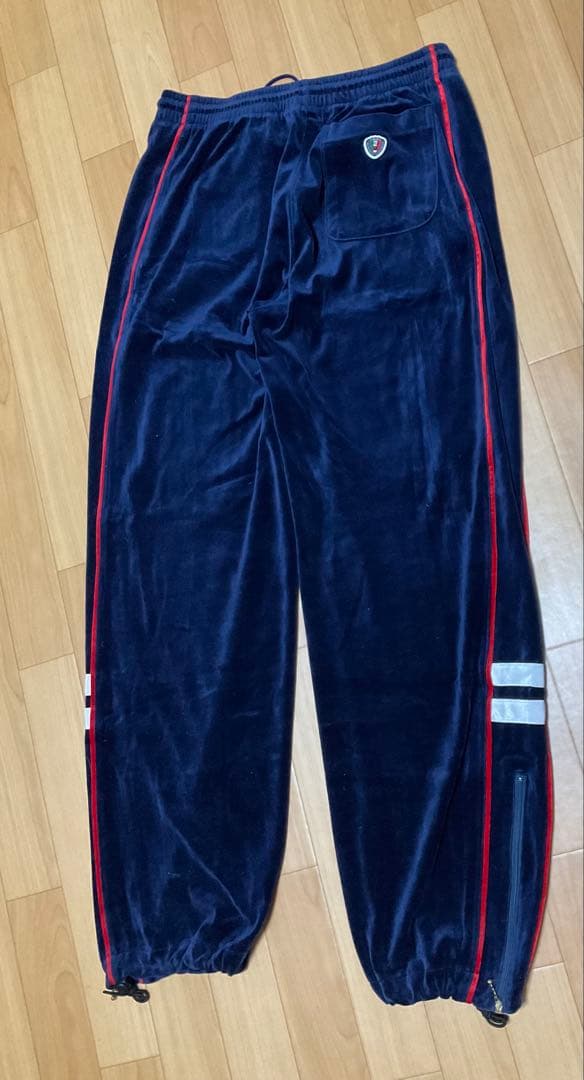 フィラFILA(ネイビー)ベロア上下ジャージXLサイズ