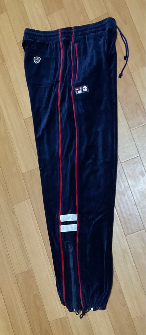 フィラFILA(ネイビー)ベロア上下ジャージXLサイズ