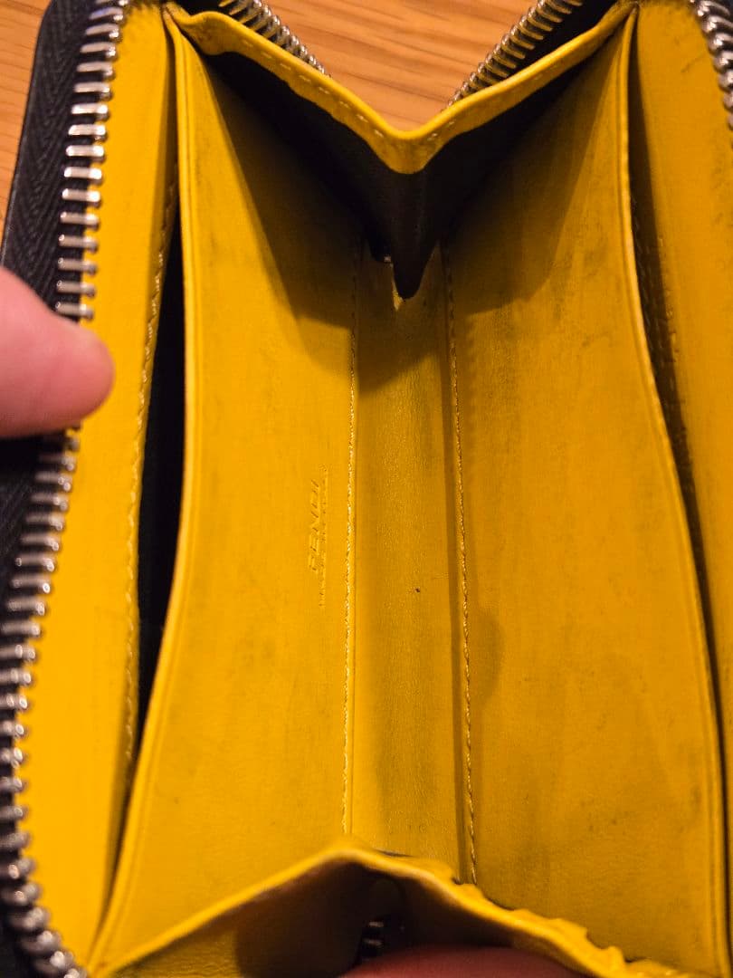 FENDI フェンディ ラウンドファスナー ケース 極美品！最安値