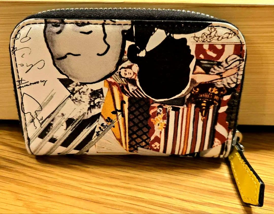 FENDI フェンディ ラウンドファスナー ケース 極美品！最安値