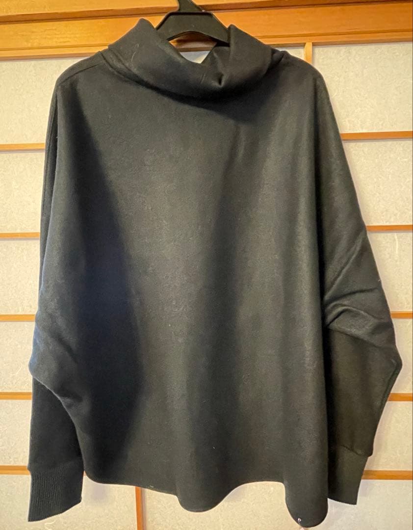 DES PRÉ ニットコンビネーション タートルネックプルオーバー　ネイビー