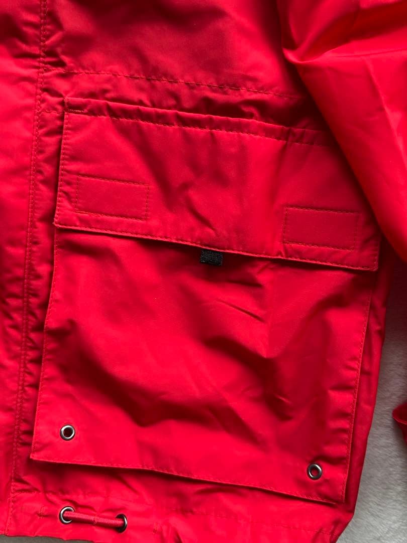 BURBERRYバーバリー　フード付きジャケット レッド8y 135cm