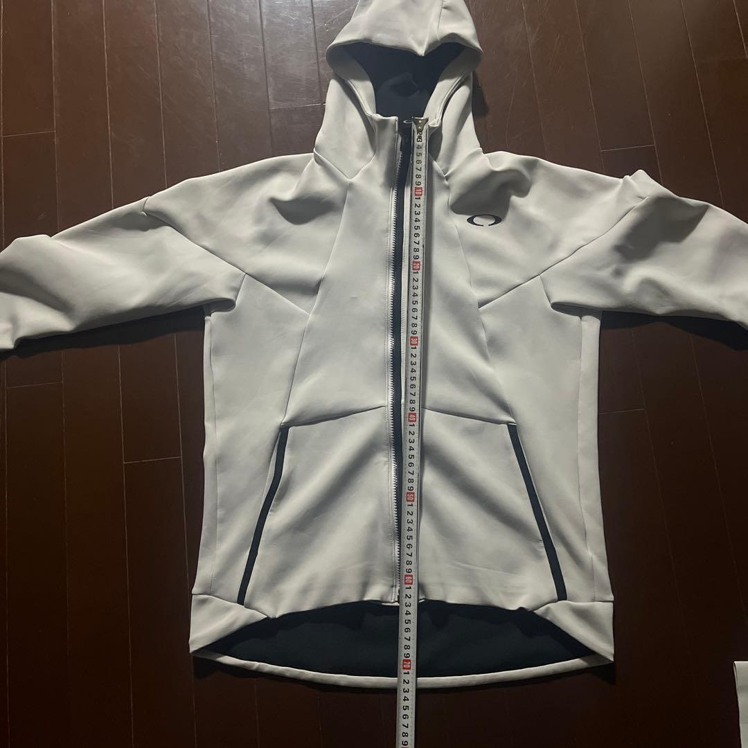 Oakley フード付きジャージ上下セット ホワイト