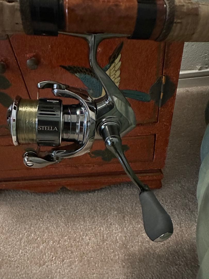 22ステラ　C2000SHG スピニングリール