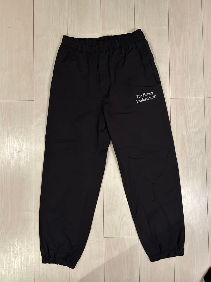 美品　ennoy ナイロンパンツ サイズS