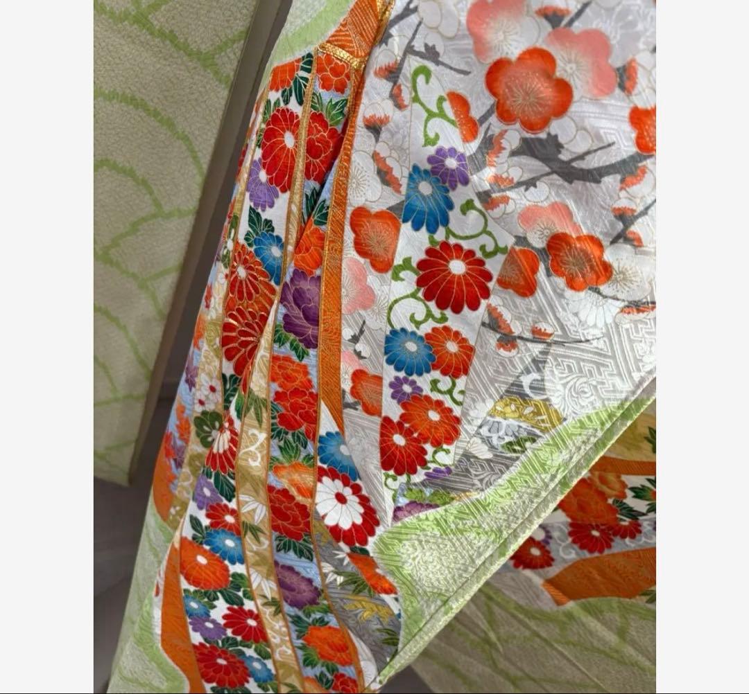 美品豪華刺繍振袖フルセット 鮮やかな花柄 緑・オレンジ