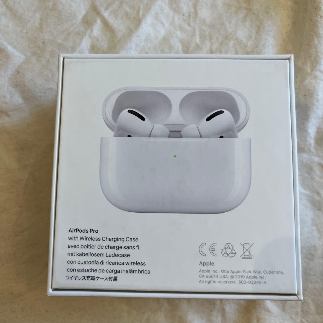 Apple AirPods Pro 本体 充電ケース付き　第一世代