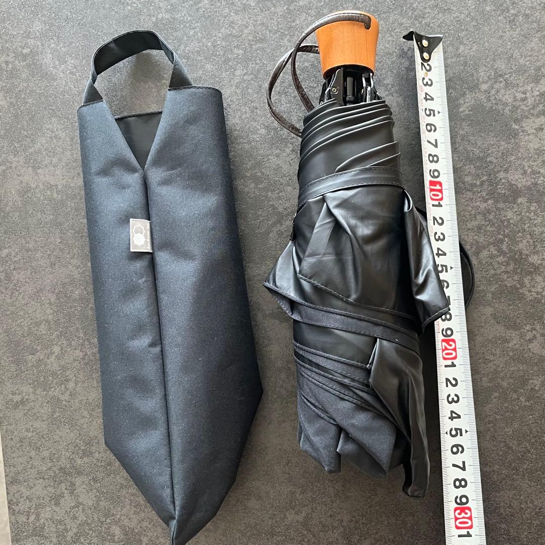 サンバリア100 折りたたみ日傘　持ち運び用カバー付き