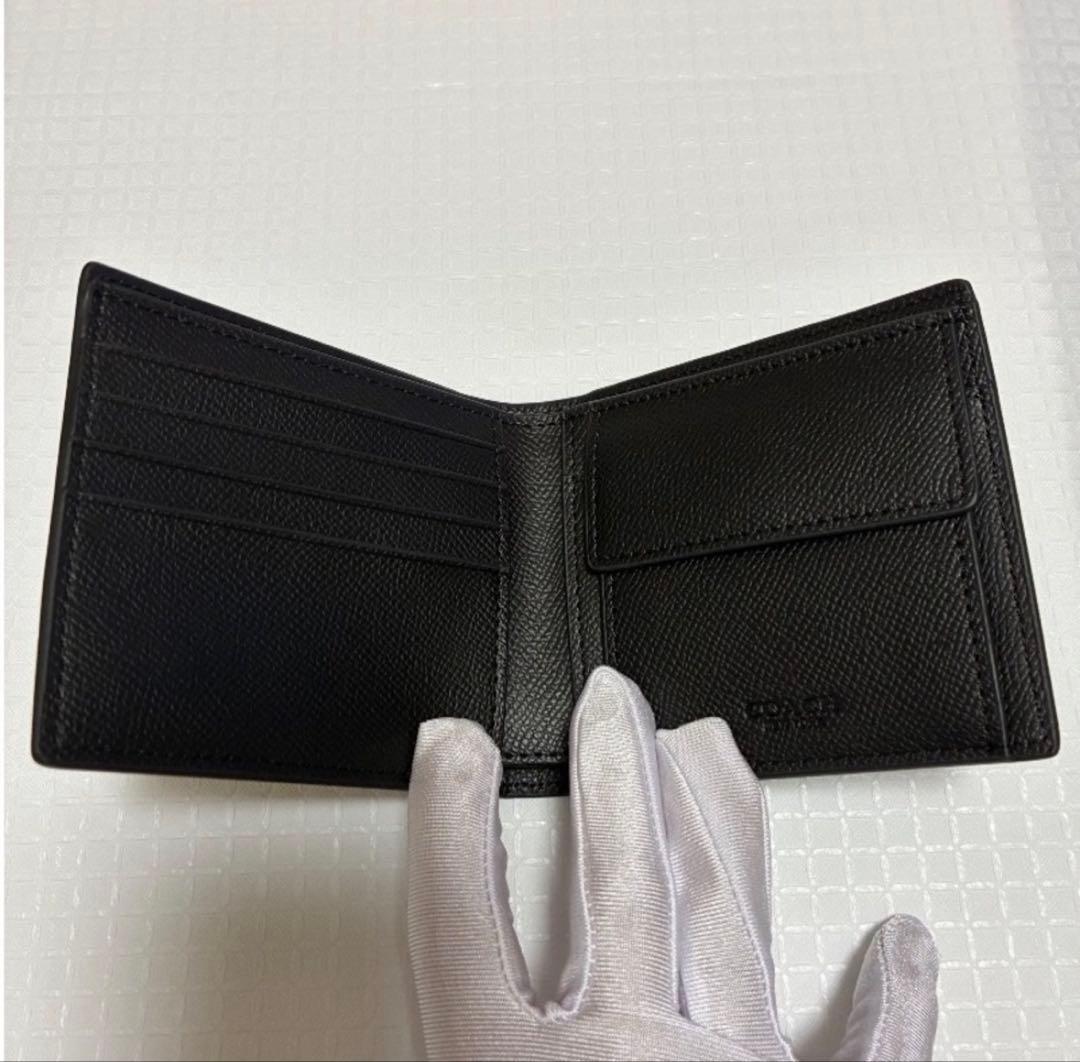 【新品未使用】開運財布！COACH 二つ折り財布 黒 レザー