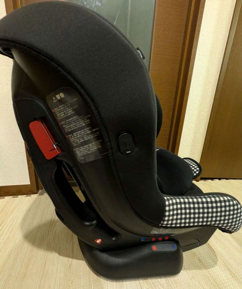 Joie 車用チャイルドシート ブラック　チェック柄