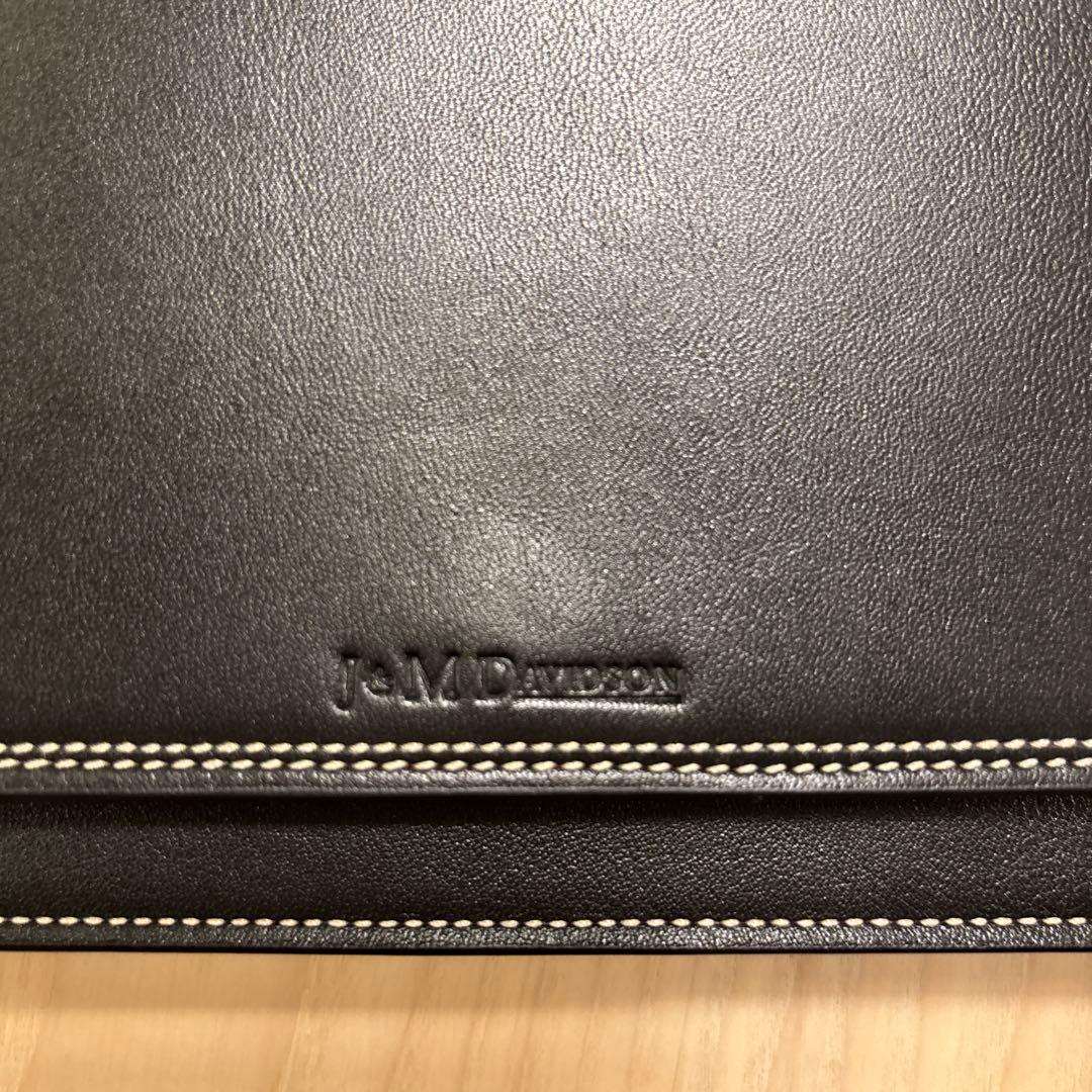 J&M DAVIDSON 財布クラッチバッグ（たり）
