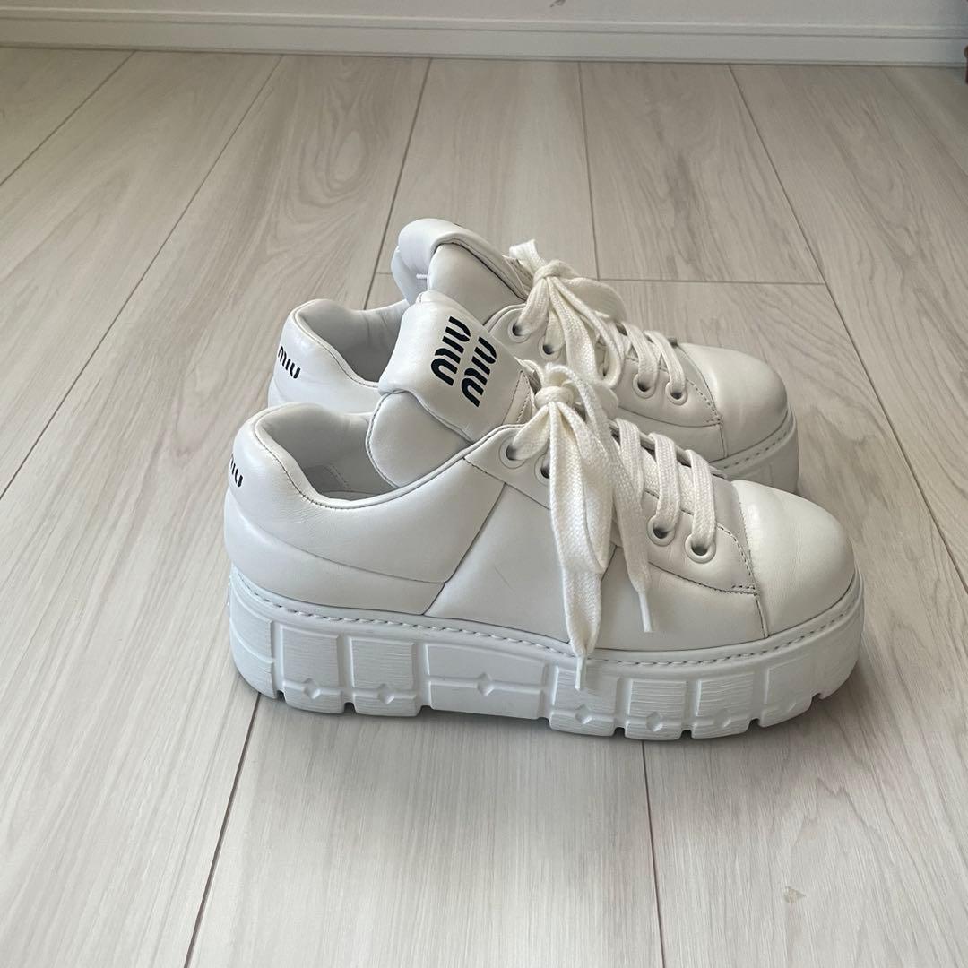 ふぁみありす様 miu miu スニーカー