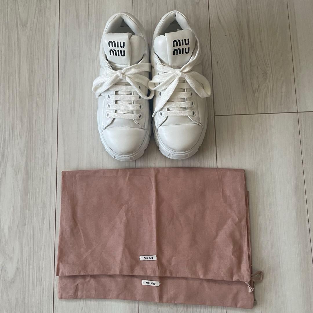 ふぁみありす様 miu miu スニーカー