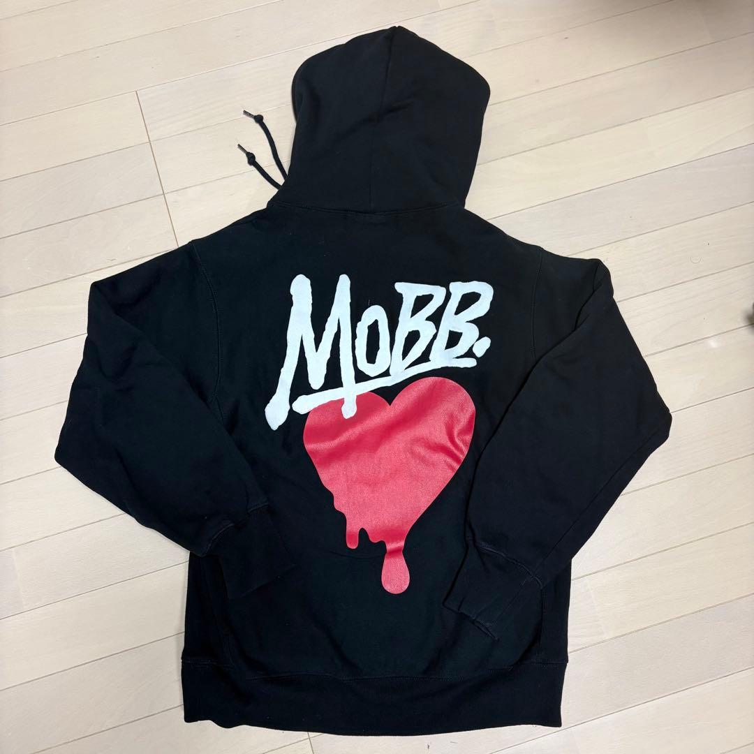 MOBB. ブラックパーカー