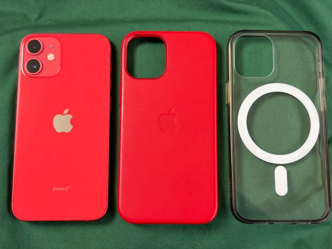 Apple iPhone 11mini本体 + ケース