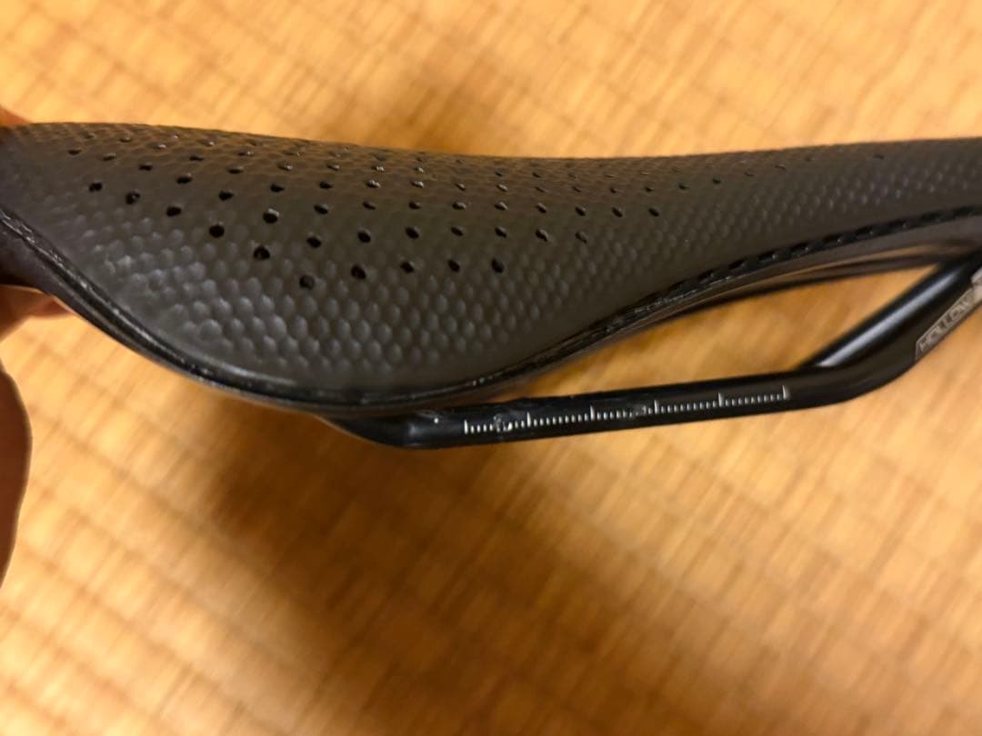 Xmas値下げ POWER PRO WITH MIRROR パワーサドル　ミラー