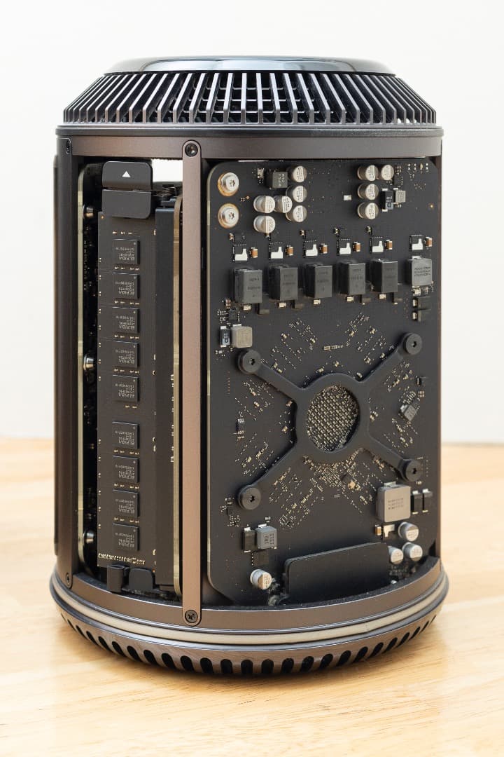 さ*パ様 Mac Pro 2013 Xeon 3.5GHz 6コア 32GB 5