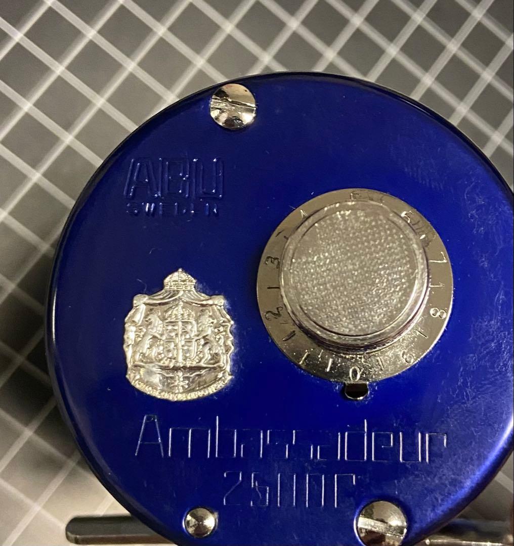 ABU アンバサダー2500C ブルー　超美品