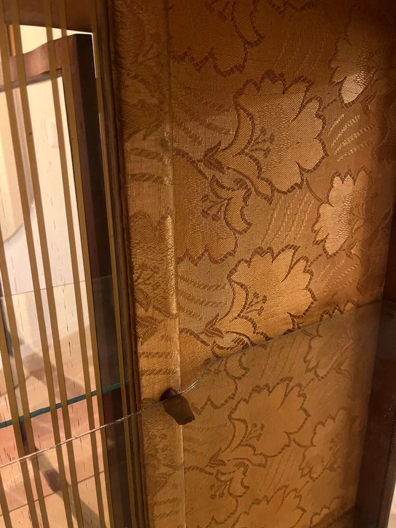 イギリスアンティーク　キャビネット　アンティーク家具　 飾り棚　英国家具・送料込