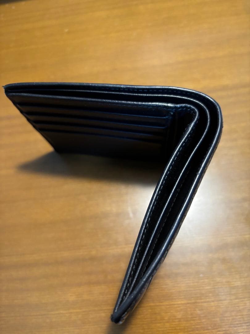 BOTTEGA VENETA イントレチャート　二つ折り財布 ブラック