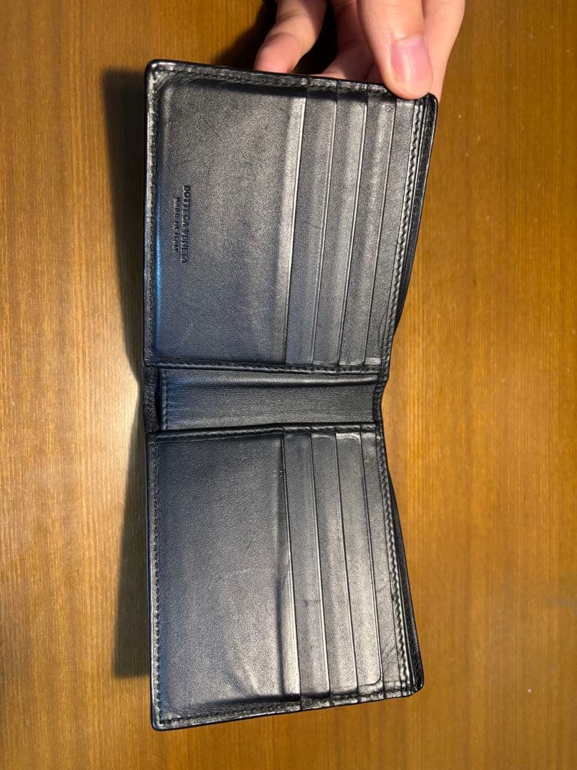 BOTTEGA VENETA イントレチャート　二つ折り財布 ブラック