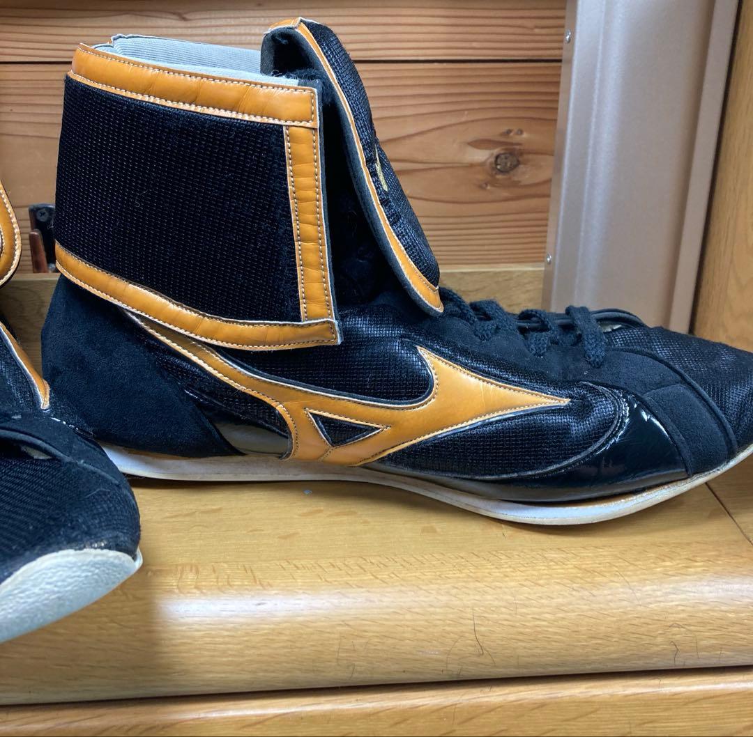 Mizuno ミズノ ボクシングシューズ 黒/ゴールド 28cm タッセル付き