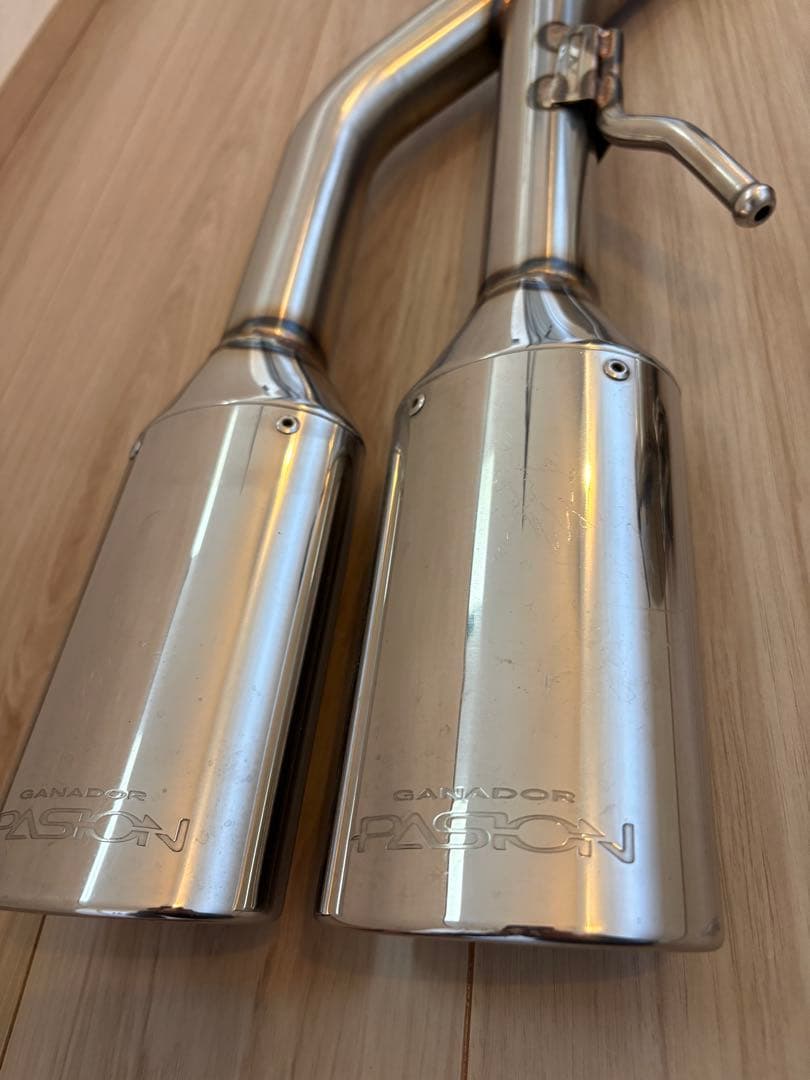 トヨタ アクア用 ガナドールマフラー センター出し