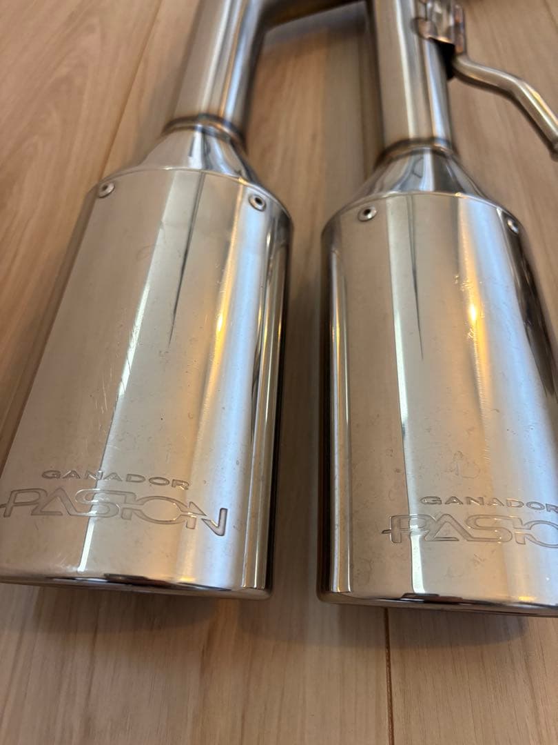 トヨタ アクア用 ガナドールマフラー センター出し