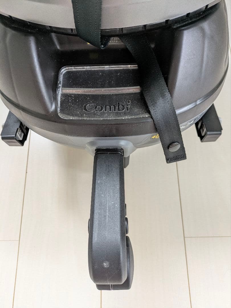 Combi クルムーヴスマートISOFIXチャイルドシート ネイビーJN-570