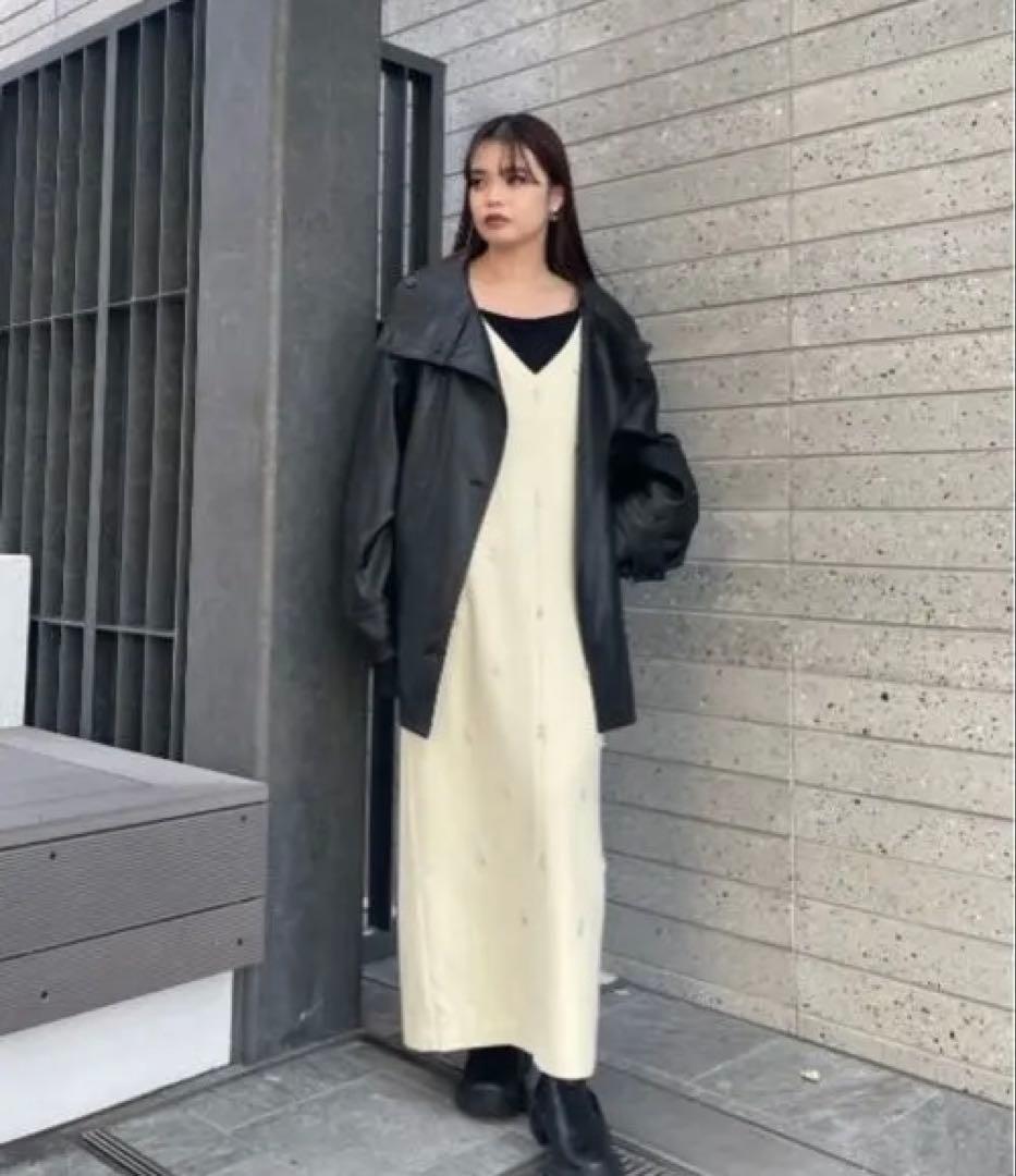 【みちみち】UND ELSA BIJOU WOOL DRESS