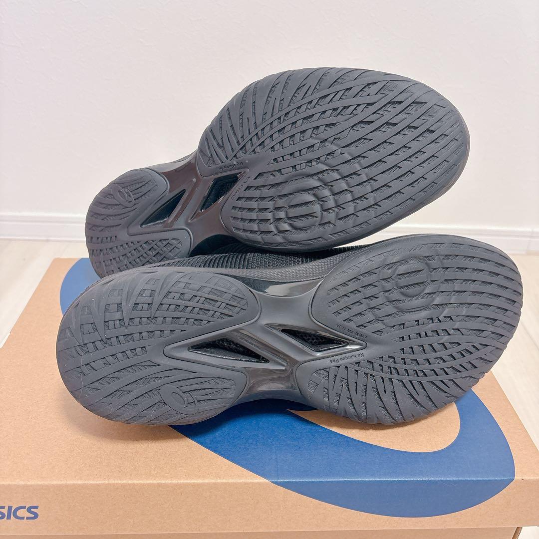 【新品未使用】ASICS GLIDE NOVA FF 3 28.0cm バッシュ