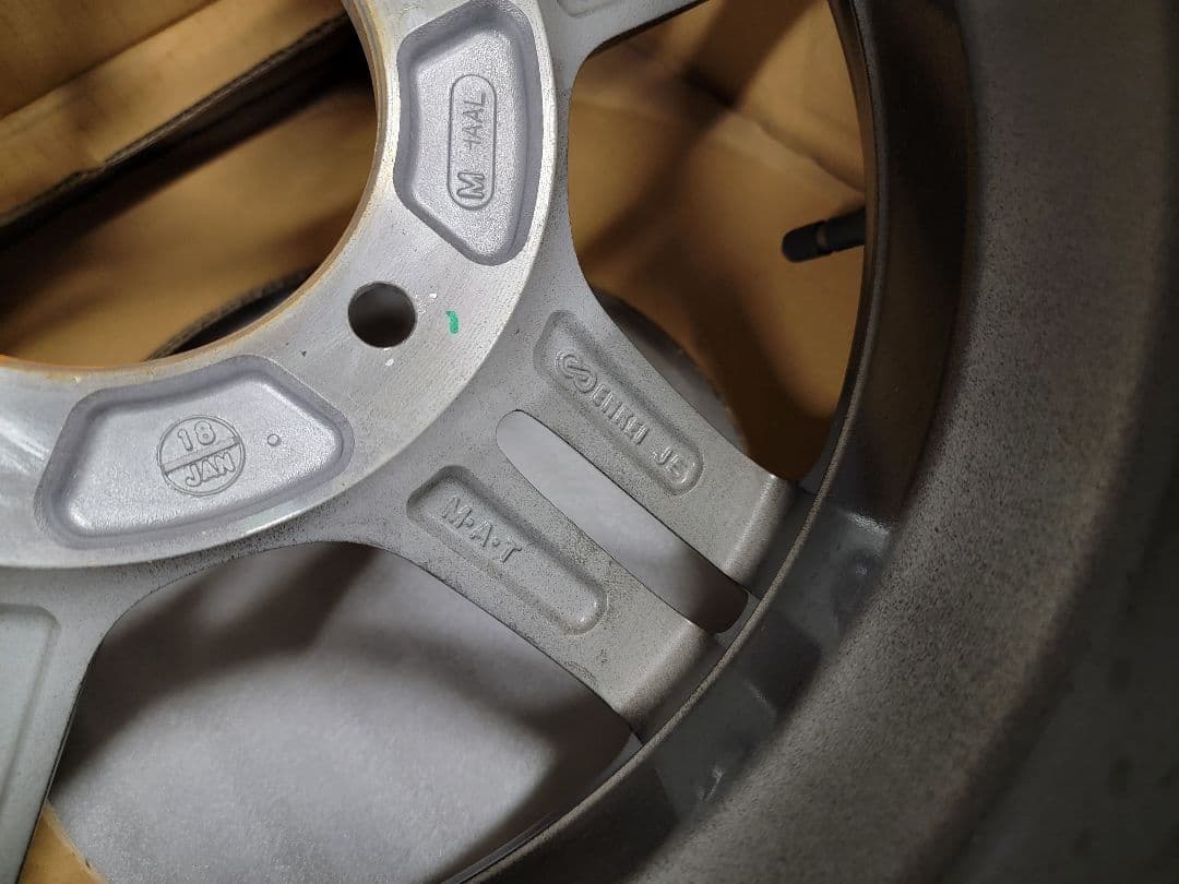 N*u様 新車外し スズキ ジムニー ランドベンチャー 純正 16インチ AW