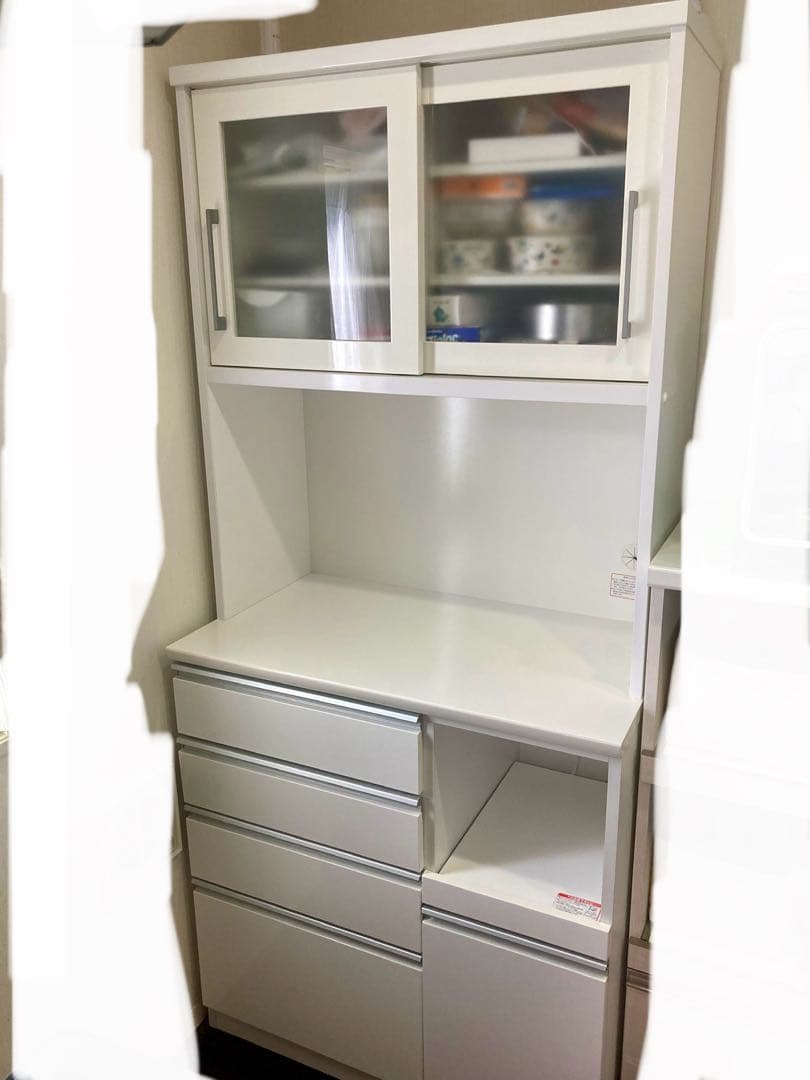 ニトリ　キッチンボード　上部ガラス扉付き