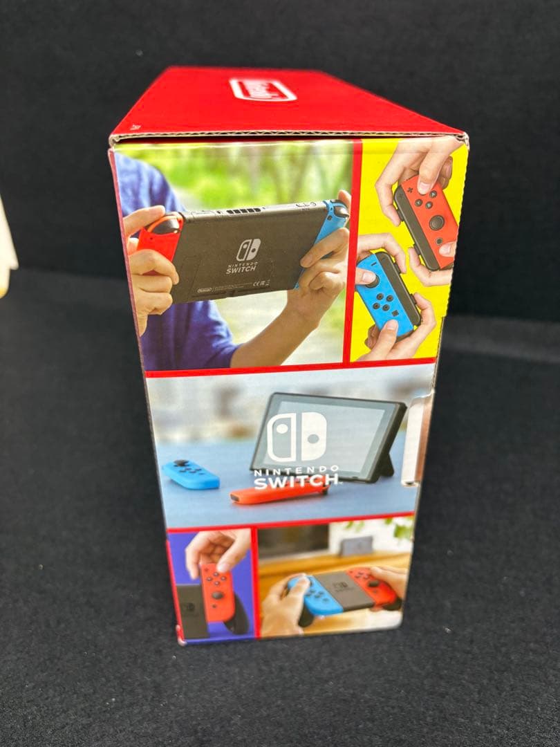 新品未開封　Nintendo Switch 本体