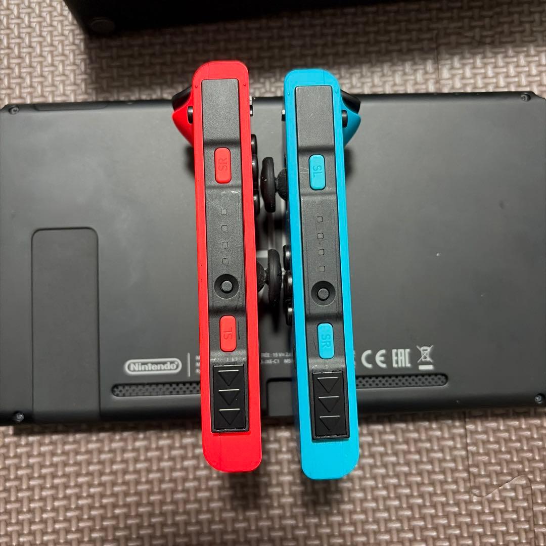 Nintendo Switch 本体 青/赤 付属品付き　箱あり