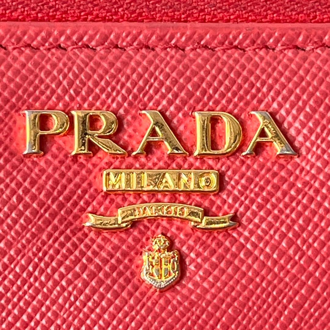 良品✨PRADA 大容量　長財布　オーガナイザー　サフィアーノ　メタルロゴ