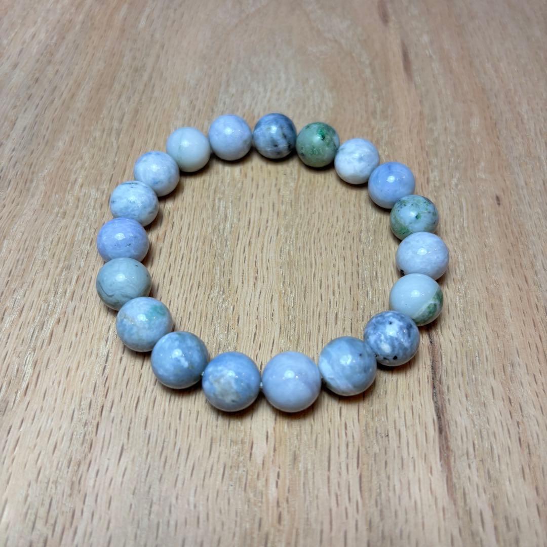 天然石　糸魚川翡翠のブレスレット　約10.5mm 丸玉