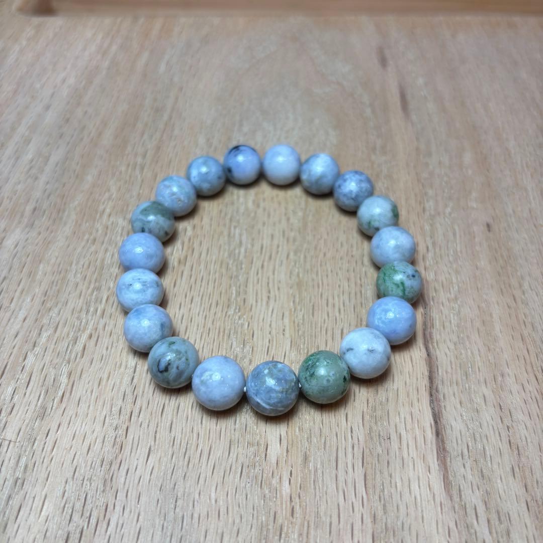 天然石　糸魚川翡翠のブレスレット　約10.5mm 丸玉