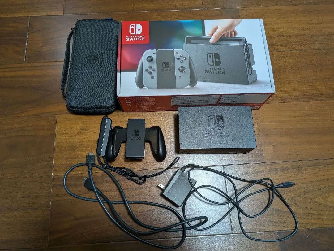 Nintendo Switch（旧版） 本体 Joy-Con等