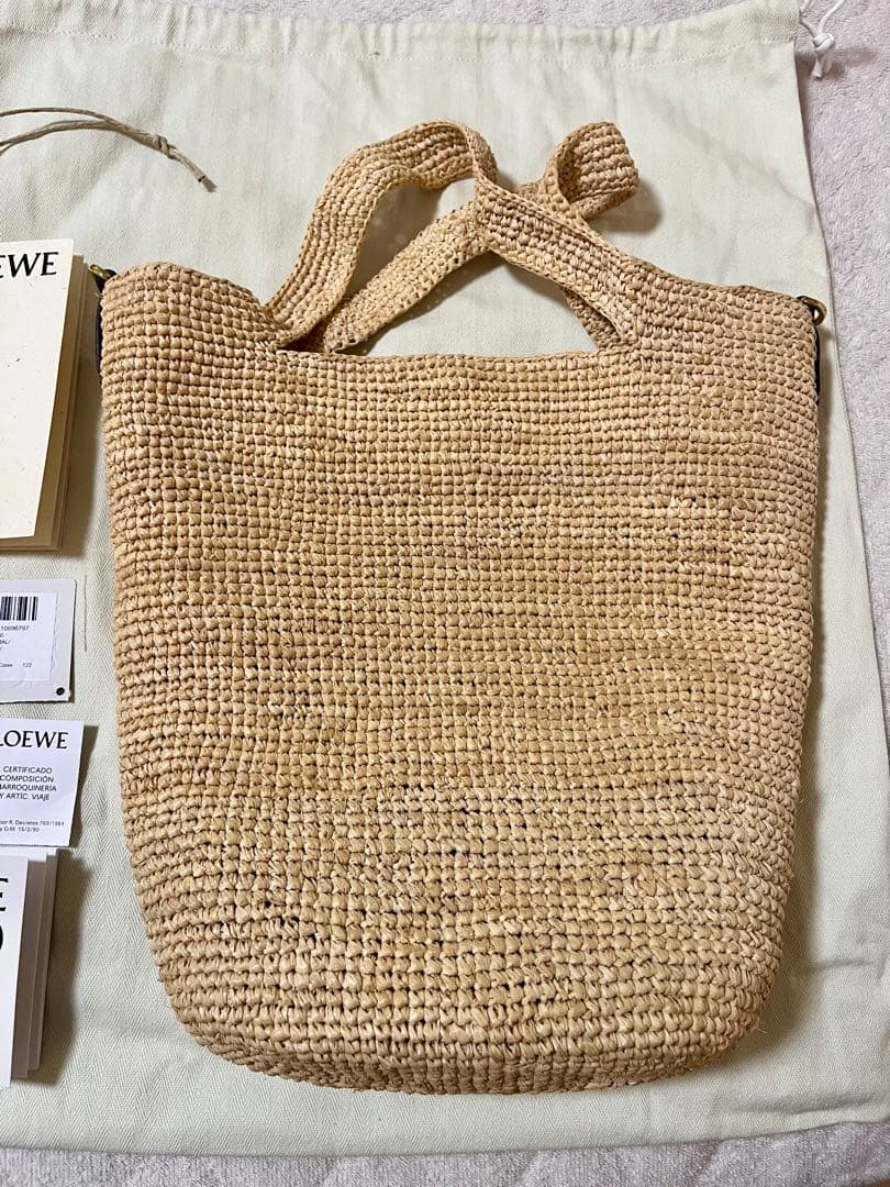 LOEWE スリットバッグ　ミニ