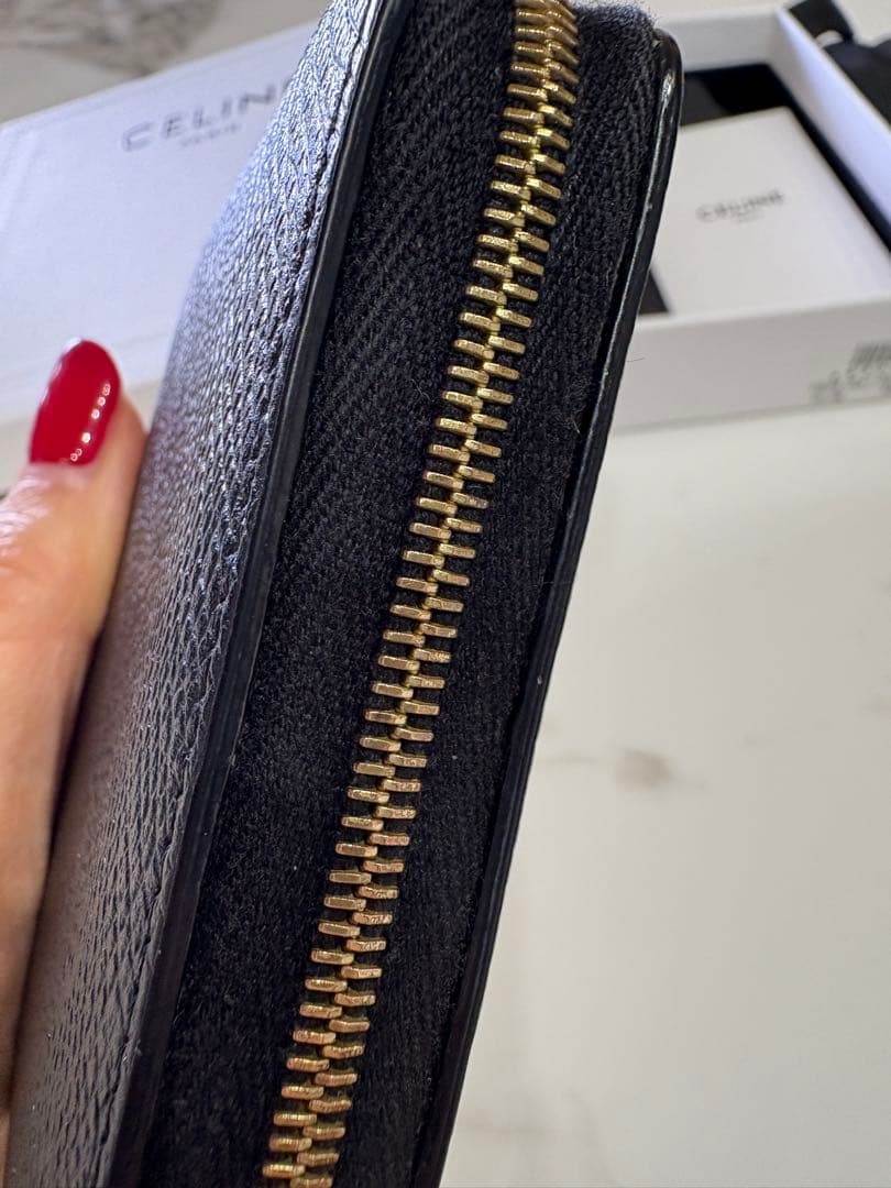 CELINE ブラックレザー 二つ折り財布