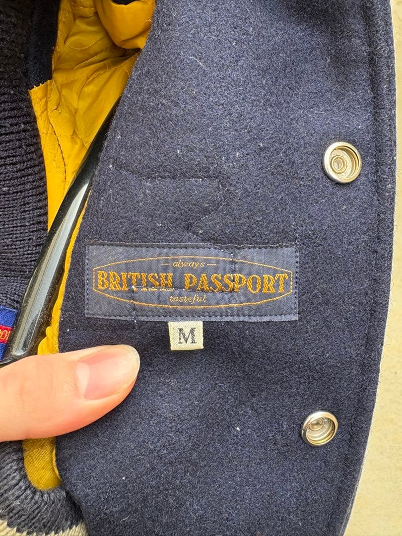 本革 vintage BRITISH PASSPORT スタジャン