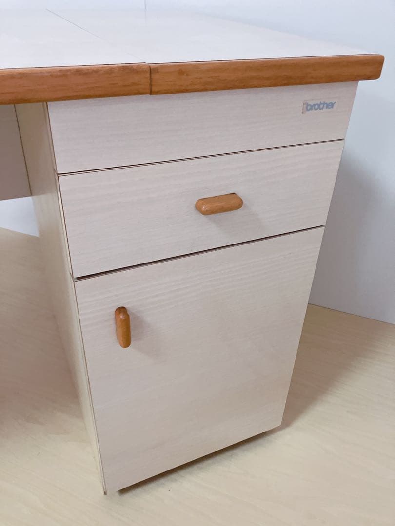 brother ブラザー　バタフライテーブル　作業台　コンセント穴付き　木製