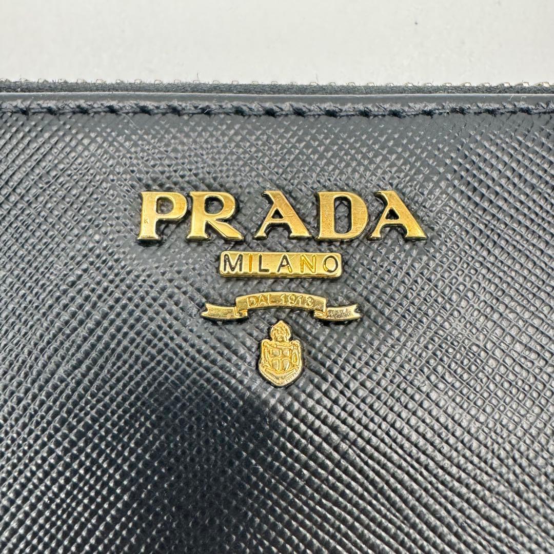 PRADA プラダ サフィアーノレザー ラウンドジップ 長財布 ウォレット 黒