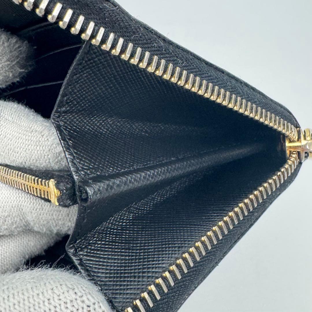 PRADA プラダ サフィアーノレザー ラウンドジップ 長財布 ウォレット 黒